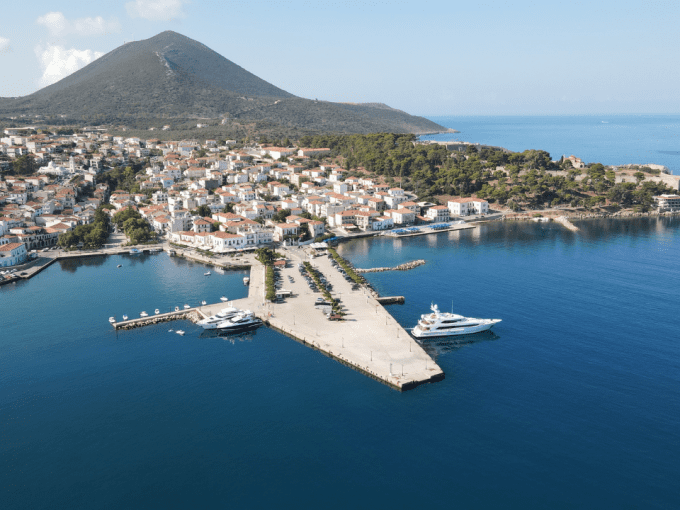 what to do in Messinia Greece