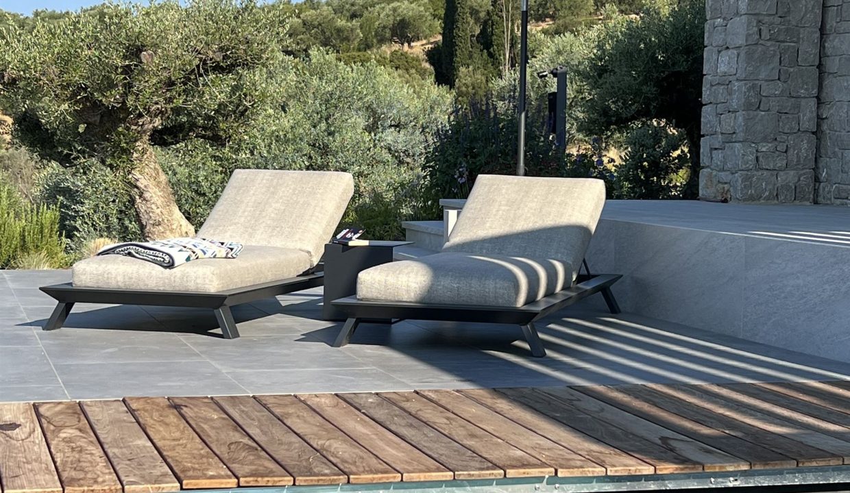 the-bay-villa-terrace-view-pool-2