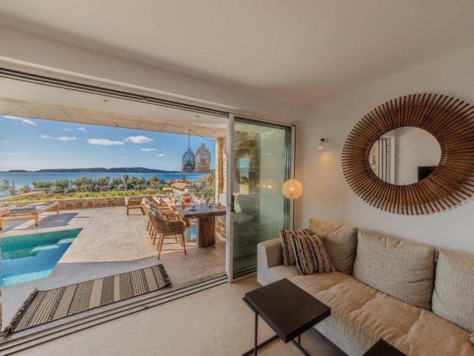 Gialova-Hills-6-booking-luxury-holidays