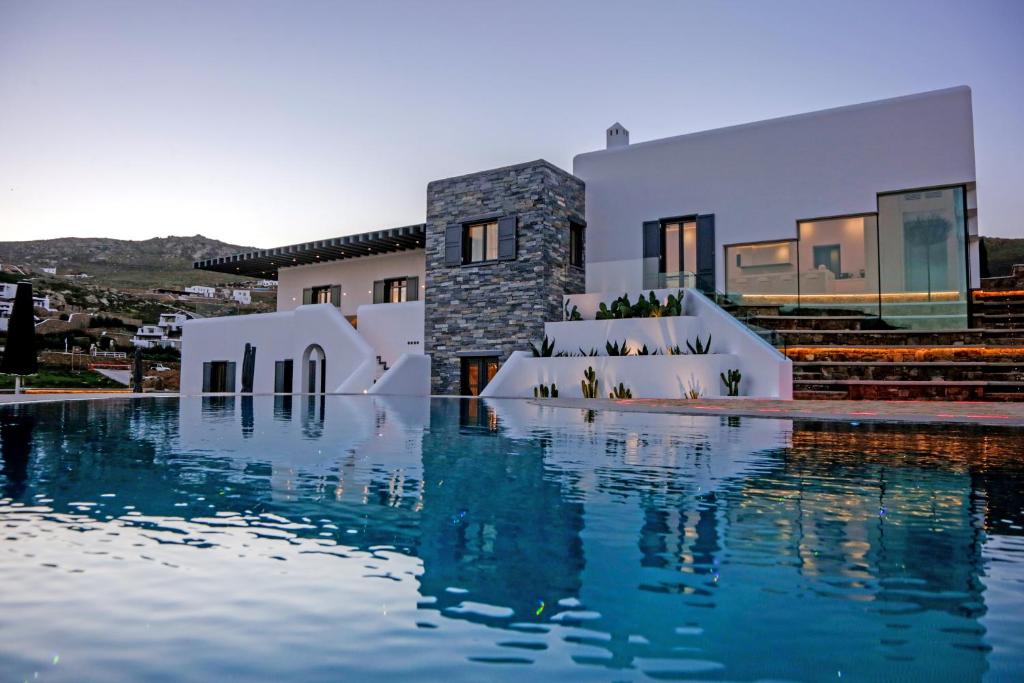 Artvie-villa-mykonos-rental-luxury-holidays