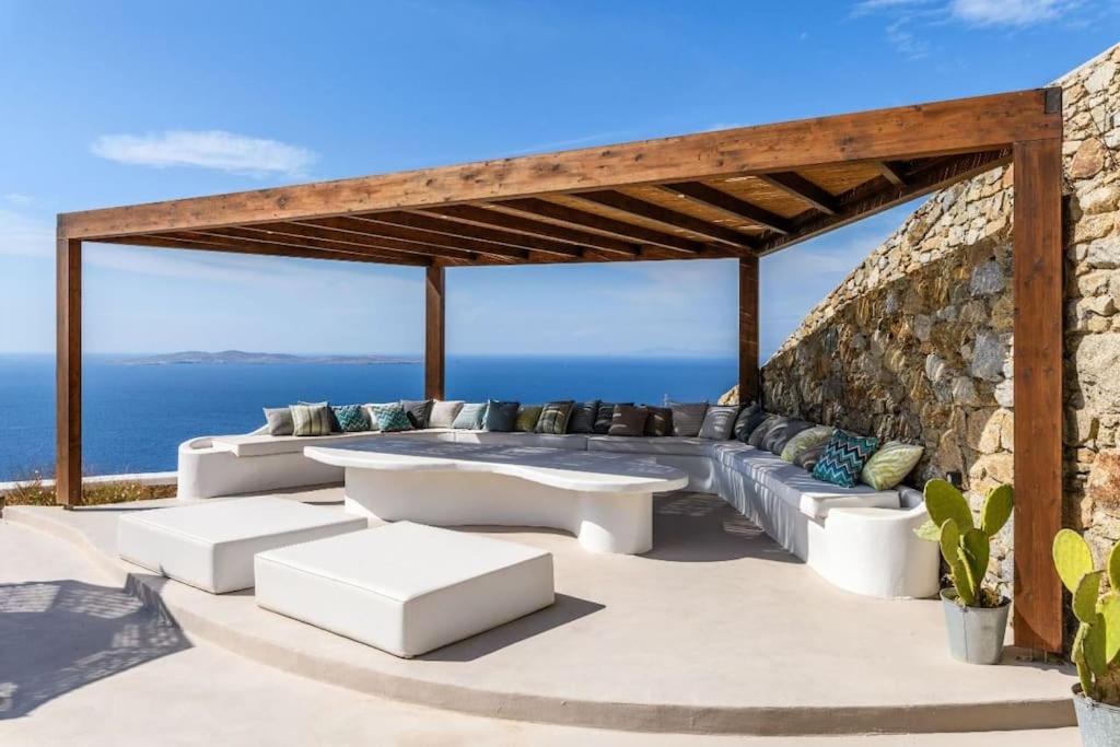 m-villa-mykonos-rental-luxury-holidays (39)