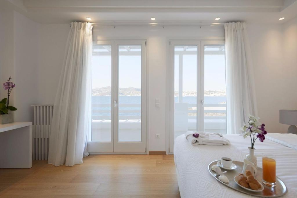 white-serenity-villa-luxury-holidays-rental (26)
