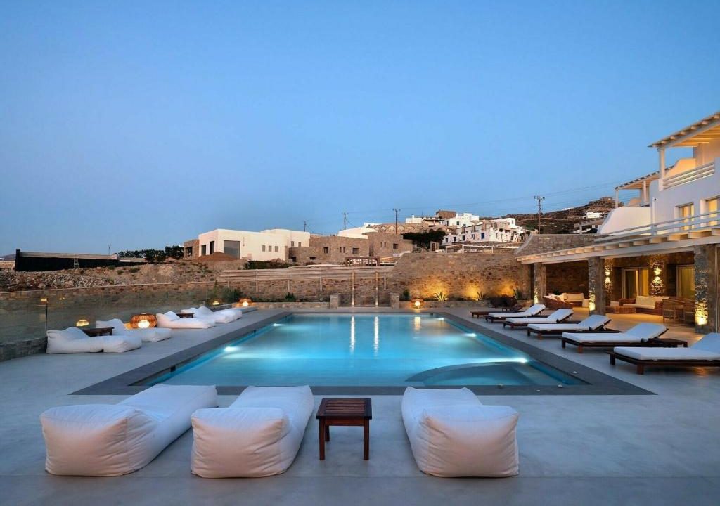 white-serenity-villa-luxury-holidays-rental (31)